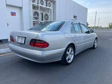 мерседерс 211: Mercedes-Benz : 2001 г., 3.2 л, Автомат, Бензин, Седан