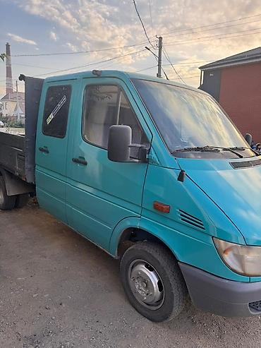 балон трактора: Грузовой бортовой автомобиль Mercedes-Benz Sprinter (двухрядная — 4