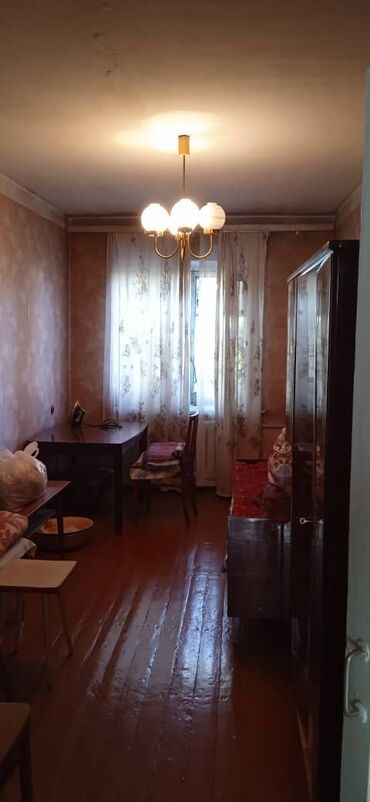 квартиры с подселением для девушек: 2 бөлмө, Менчик ээси, Чогуу жашоосу жок, Толугу менен эмереги бар