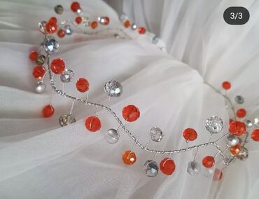 Saç aksesuarları: Abadoklar və çələnglər . Hərbirindən əldə var. Əl işidir və təkdir — 4