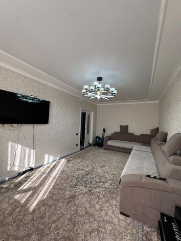 долгосрочная квартира жалал абад: 4 комнаты, 92 м², Индивидуалка, 5 этаж, Евроремонт