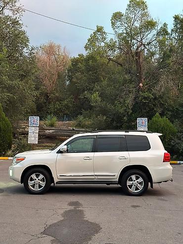 lend cruizer: Toyota Land Cruiser: 2013 г., 4.6 л, Автомат, Бензин, Внедорожник — 8