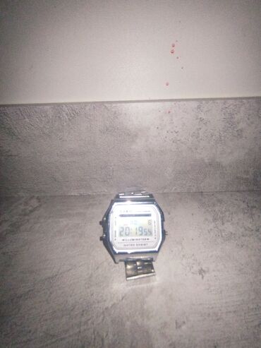 часы электроный: Часы от бренда CASIO!!!