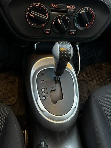 Nissan: Nissan Juke: 2013 г., 1.6 л, Вариатор, Бензин, Кроссовер — 13