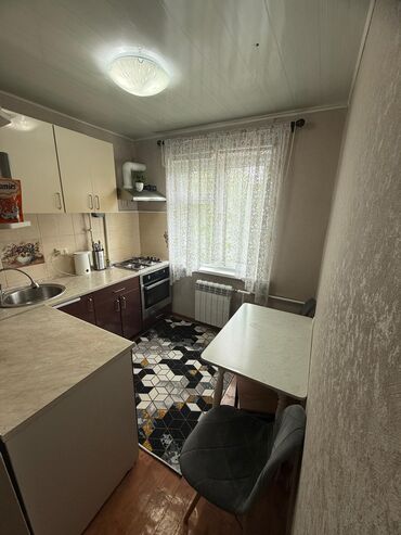 чон арык квартира: 3 комнаты, 58 м², 104 серия, 4 этаж, Косметический ремонт