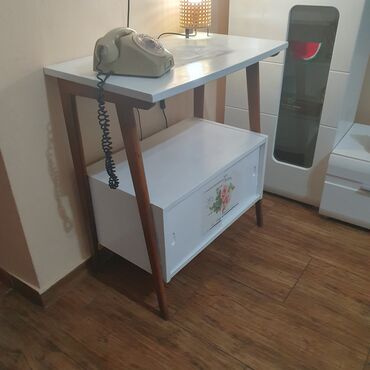 Komode: Retro komoda,prelepa kao nova,ocuvana.Restaurirana u kućnoj na lalafo.rs — 8 Komode: Retro komoda,prelepa kao nova,ocuvana.Restaurirana u kućnoj — 8