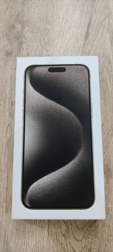 zaryatqa aparati: IPhone 15 Pro Max, 256 GB, Gümüşü, Simsiz şarj, Face ID