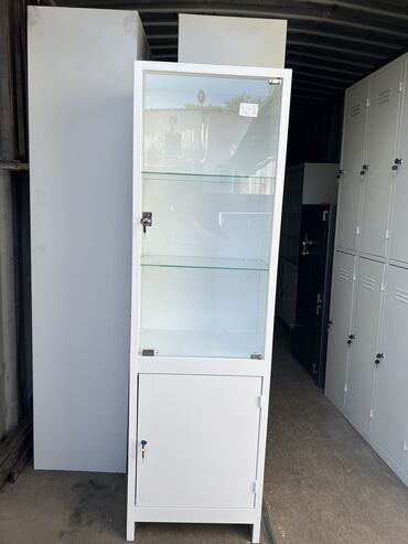 Торговое оборудование: Металлический шкаф для хранение медикаментов Медицинский шкаф