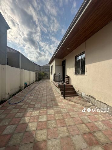 Həyət evləri və villaların satışı: 3 otaqlı, 110 kv. m — 1