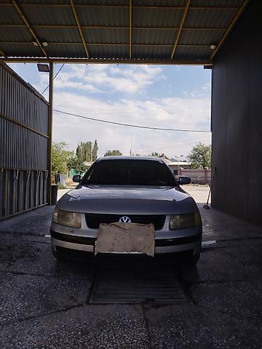 spark 2021: Volkswagen Passat: 1998 г., 1.8 л, Механика, Бензин, Седан — 9