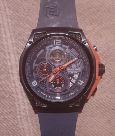 sat hublot: Sport watch, Male