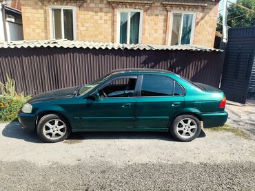 Honda: Honda Civic: 2000 г., 1.6 л, Автомат, Бензин, Седан