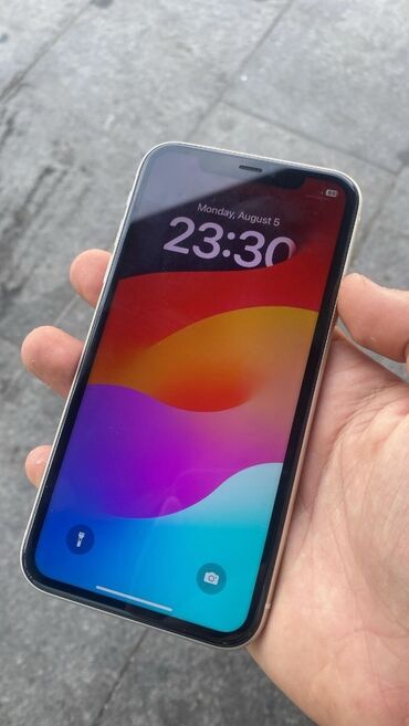 iphone dubai qiymetleri: IPhone 11, 128 GB, Ağ, Zəmanət, Face ID, Sənədlərlə