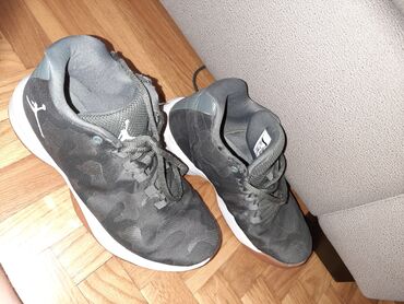 jordan patike: Nike Jordan B GS,nošene u odličnom stanju,38