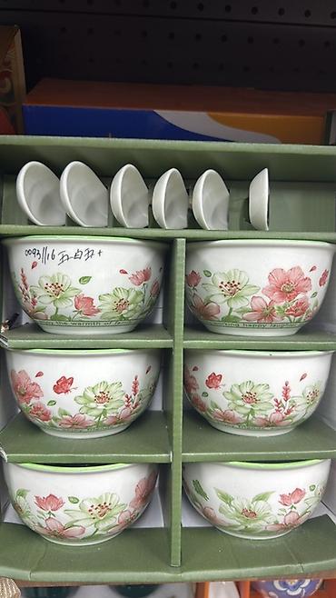 Наборы посуды: Чайные наборы из тонкого фарфора в подарочных боксах. Варианты: - — 22