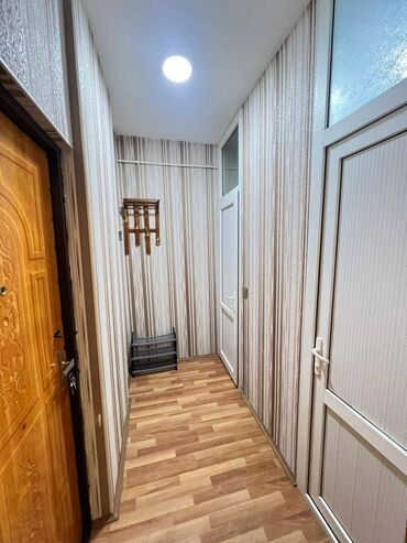 Uzunmüddətli kirayə mənzillər: Şəhərin prestij yerində yerləşir. Koroğlu Rəhimiv küçəsi ilə qalxanda — 14