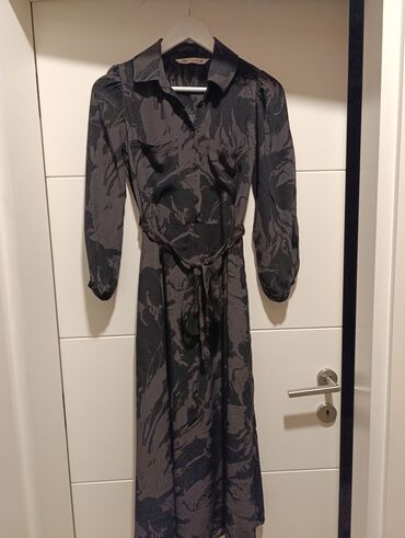 Haljine: Zara XS, bоја - Šareno, Dugih rukava — 1