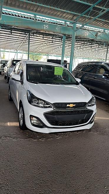 Chevrolet Spark: 2019 г., 1 л, Автомат, Бензин, Хэтчбэк