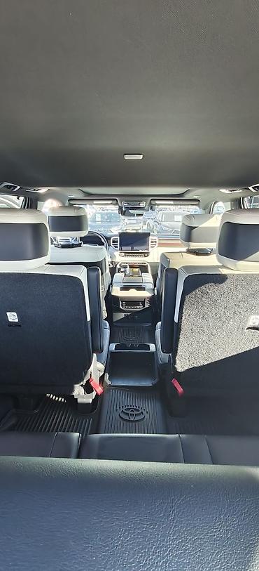 4runner 285: Toyota Sequoia: 2024 г., Внедорожник — 8