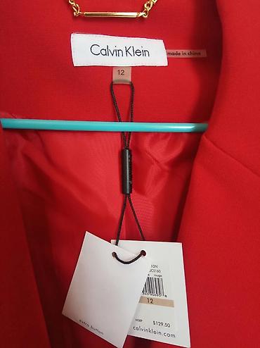 pull bear: Новый красный пиджак Calvin Klein, размер 12, на наш 50-52.покупала в — 3