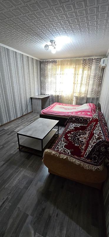 Продажа квартир: 1 комната, 32 м², 7 мкр 104 серия, 4 этаж — 1