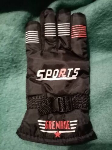 Sportska odeća: Rukavice, Novo — 9