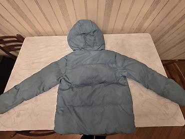 Üst geyimi: Açıq mavi rəngli qışlıq puffer gödəkçə - Model: kapüşonlu, uzunqol — 2