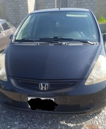 машына в рассрочку: Honda Jazz: 2002 г., 1.4 л, Механика, Бензин, Хэтчбэк