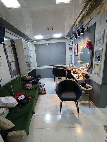 İcarəyə sex, zavod və fabriklər: Əhmədli qəsəbəsi Qaçaq Nəbi küçəsi 1 ünvanında yerləşən 5 mərtəbəli — 1