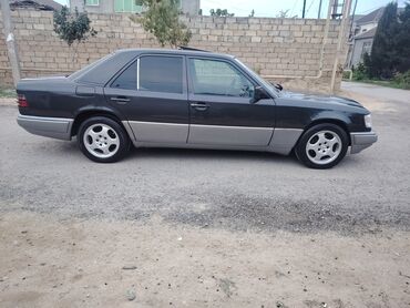 Mercedes-Benz: Mercedes-Benz W124: 3 l | 1994 il Sedan — 10