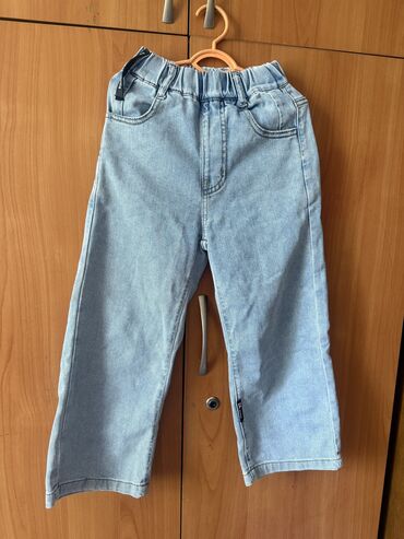 Верхняя одежда: Платье на девочку 4-5 лет 300 сом Спортивка Michael kors красная на 5 — 3