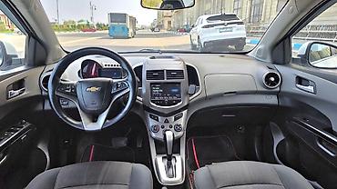 Avtomobil salonu üçün digər detallar: Chevrolet 1600, 2011 il — 1