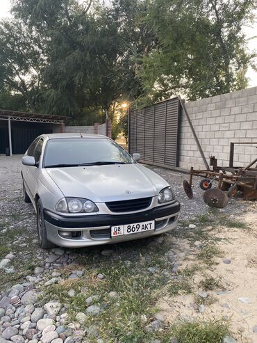 рассрочкага машина алам: Toyota Avensis: 1999 г., 2 л, Механика, Бензин, Седан