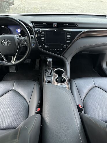 Toyota: Toyota Camry: 2018 г., 2.5 л, Автомат, Бензин, Седан — 7