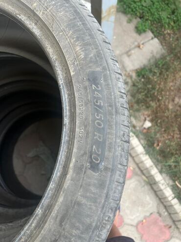 пирелли: Комплект из четырех летних шин Pirelli Scorpion Zero размером 245/50