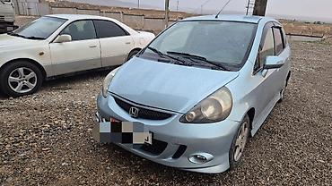 Honda Fit: 2008 г., 1.4 л, Автомат, Бензин, Хэтчбэк