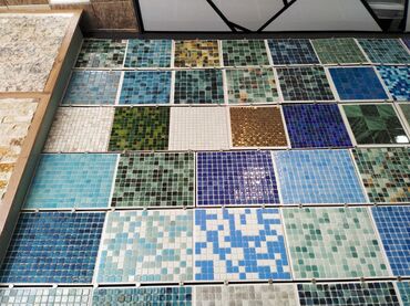 metbex ucun divar kagizlari: Şüşə mozaika kafel kolleksiyası - Kiçik kvadrat formatlı mozaik