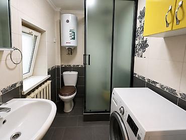 Продажа коттеджей и домов: 4 комнаты, 75 м², 15 соток, Бишкек, Агентство недвижимости — 6