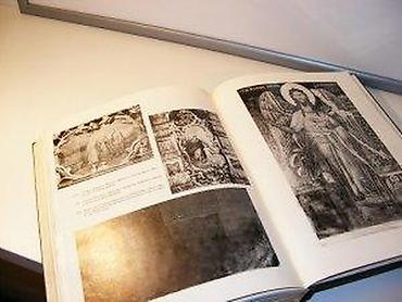 obag srbija: Umetnička topografija Sremskih KarlovacaAutor: Pavle VasićIzdavač — 5