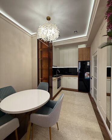 Продажа квартир: 2 комнаты, 57 м², Элитка, 4 этаж, Дизайнерский ремонт