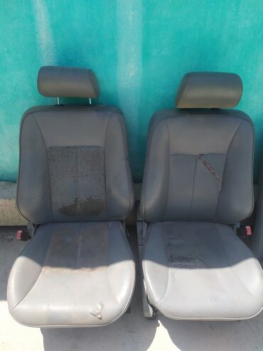 сиденье на фуру: Сидения Мерседес 210 с электро приводом в рабочем состоянии, частично