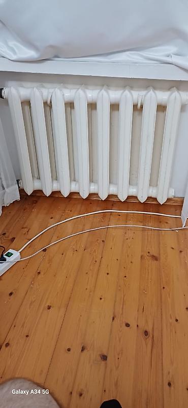 samdanlar: Sovet istehsalı olan çuqun radiatorlar satılır: 4 ədəd 8 seksiyalı və — 1