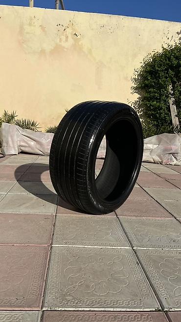 Təkərlər: Məhsul: Avtomobil şinləri (cüt) Təsvir: - Ölçü: 275/35 R20 (yanaq — 3