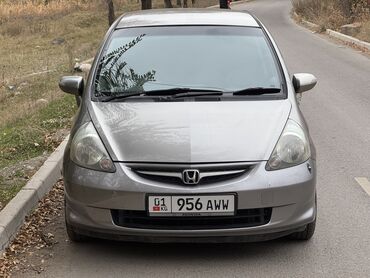 крутые машины: Honda Fit: 2004 г., 1.3 л, Автомат, Бензин, Седан
