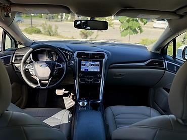 rolls royce phantom: Ford Fusion: 2016 г., 2 л, Автомат, Гибрид, Седан — 5
