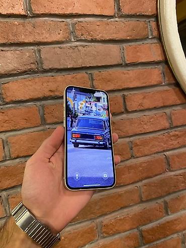 Мобильные телефоны и аксессуары: IPhone 13, Белый — 2
