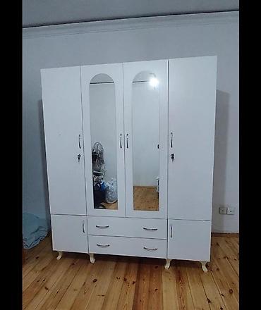 şifonyerler: 3 qapılı güzgülü paltar şkafı - Material: laminat və ya DSP (şəkildə — 9