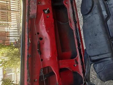 ponuda za prevoz robe: PODIZAČ PROZORA ZA VOLKSWAGEN POLO OD 1995. DO 2001. GOD. | ručni — 2