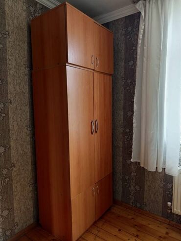 Uzunmüddətli kirayə evlər: Xırdalanda 7 saylı məktəbin yanında tola çox yaxın 2 Mərtəbə 3 otaq — 15