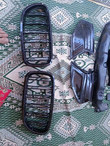 yan güzgülər s: Məhsul: Avtomobil üçün ön radiator barmaqlığı (çərçivə + şaquli — 2